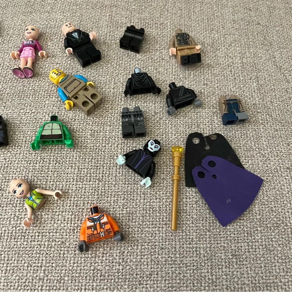 Lego Mini‎ Figure Lot *Not complete - Picture 4 of 4